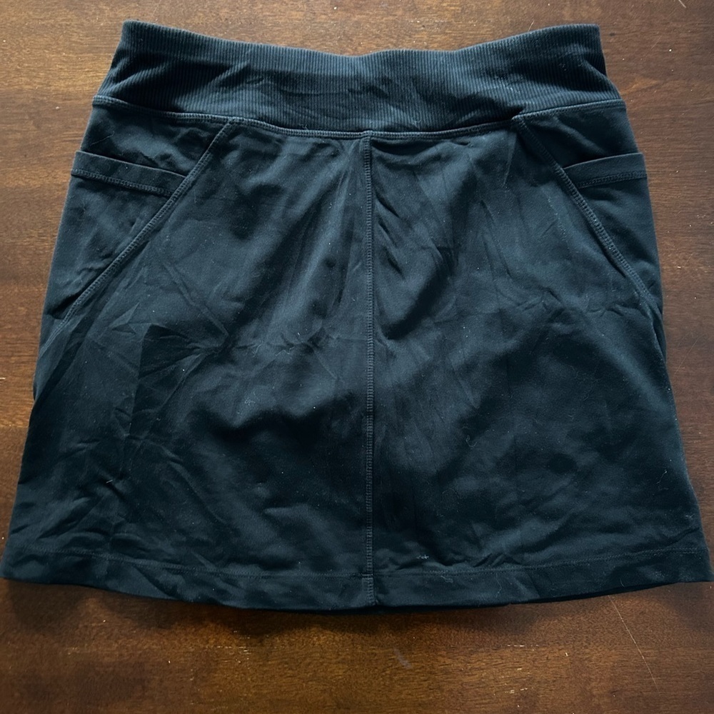 Athleta Black Pull On Stretchy Skort - Picture 2 of 5